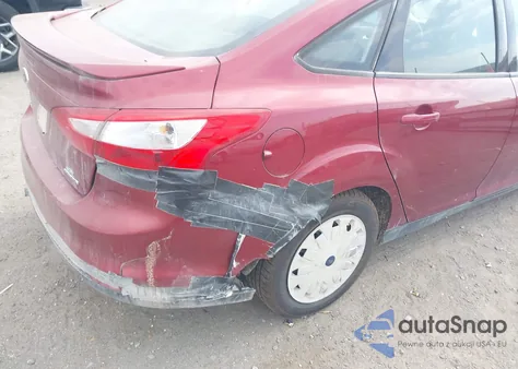 2013 Ford Focus Se z USA, uszkodzony, nr VIN 1FADP3F24DL174882